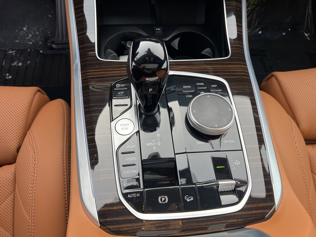 Used 2023 BMW X5 xDrive45e w/ Climate Comfort Package image 18