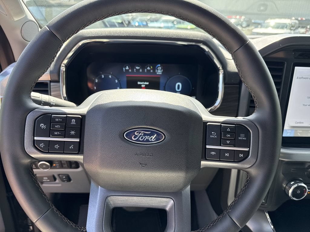 Used 2025 Ford F150 Lariat w/ Equipment Group 501A Mid AWD/4WD image 22