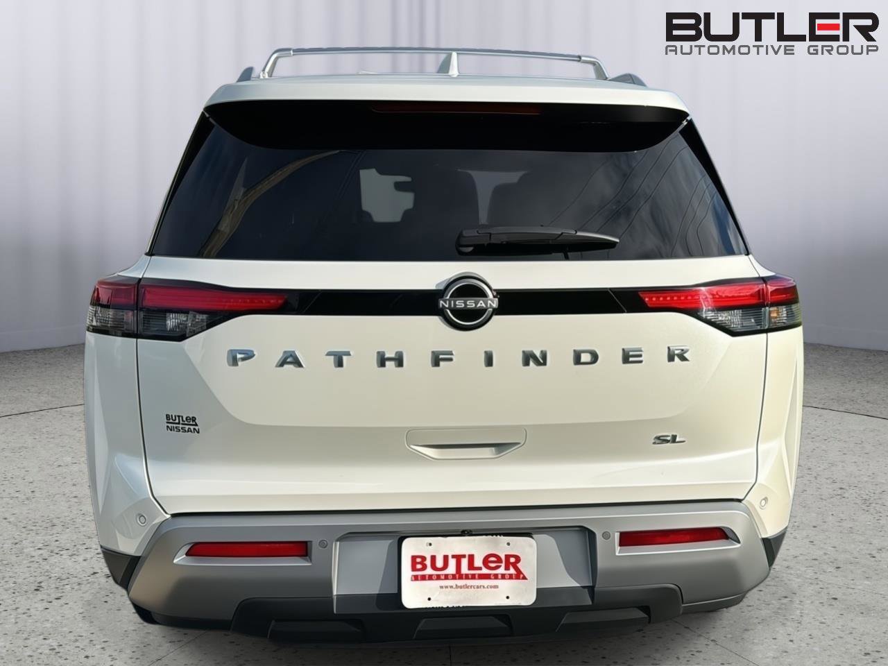 Used 2024 Nissan Pathfinder SL image 4