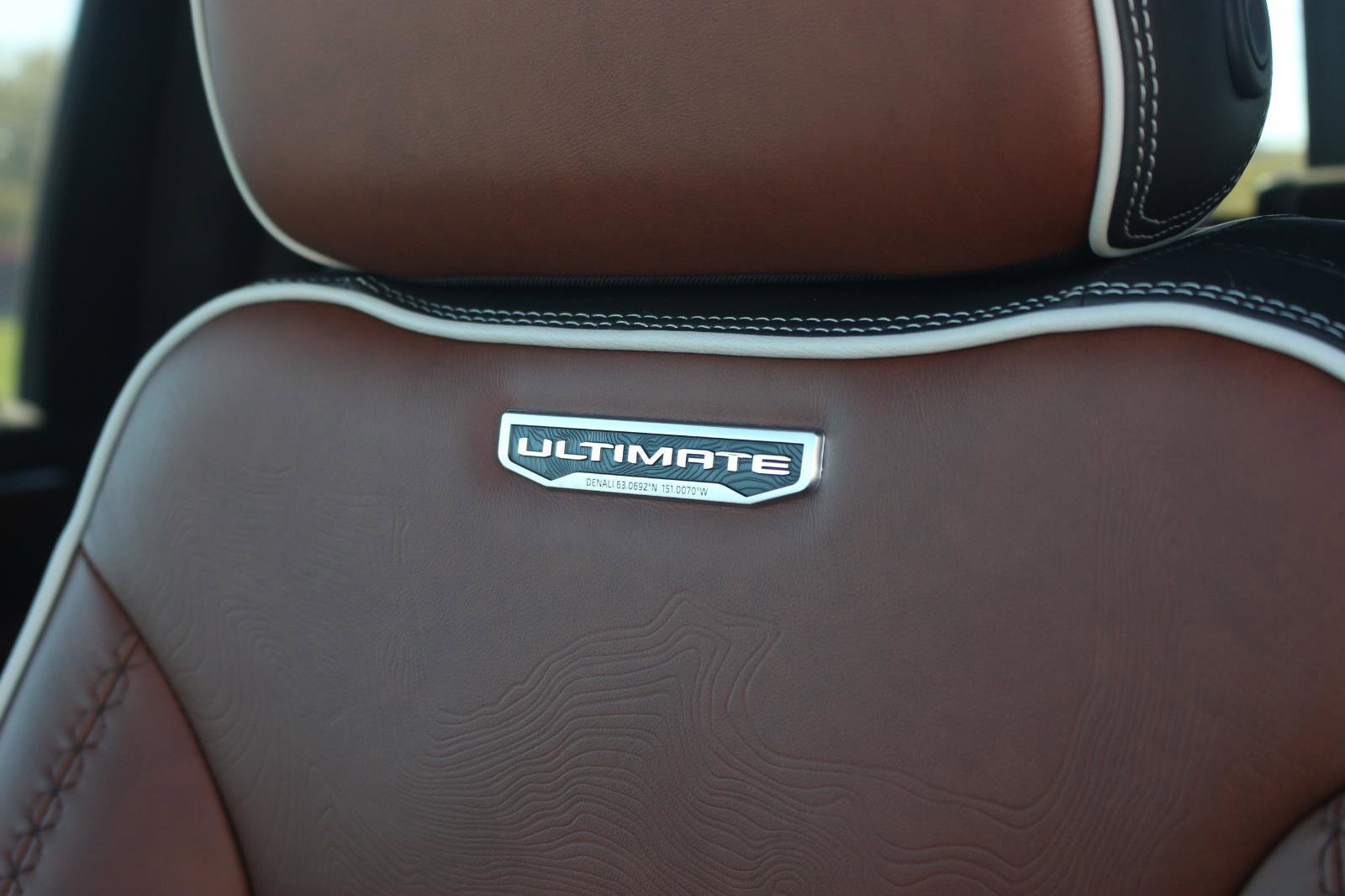 New 2025 GMC Sierra 3500 Denali Ultimate image 12