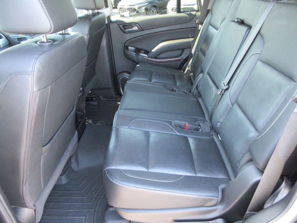 Used 2019 GMC Yukon SLT w/ Graphite Performance Edition AWD/4WD image 14