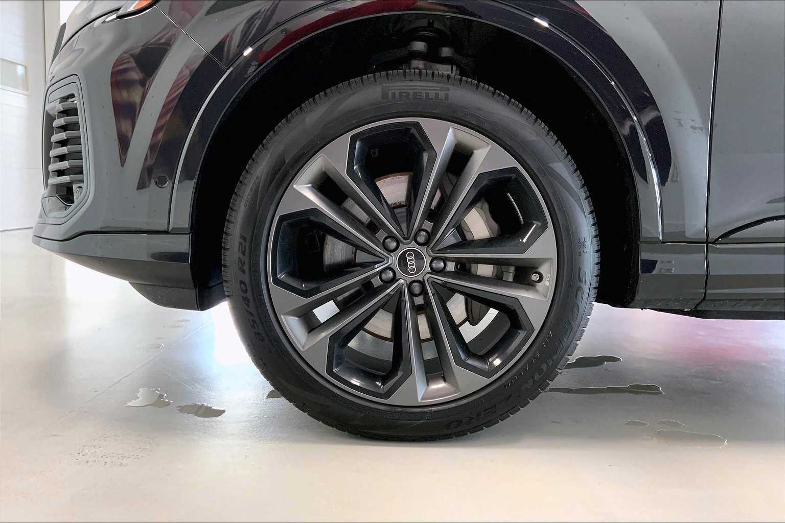 Used 2025 Audi Q7 3.0T Premium Plus w/ Premium Plus Package image 8