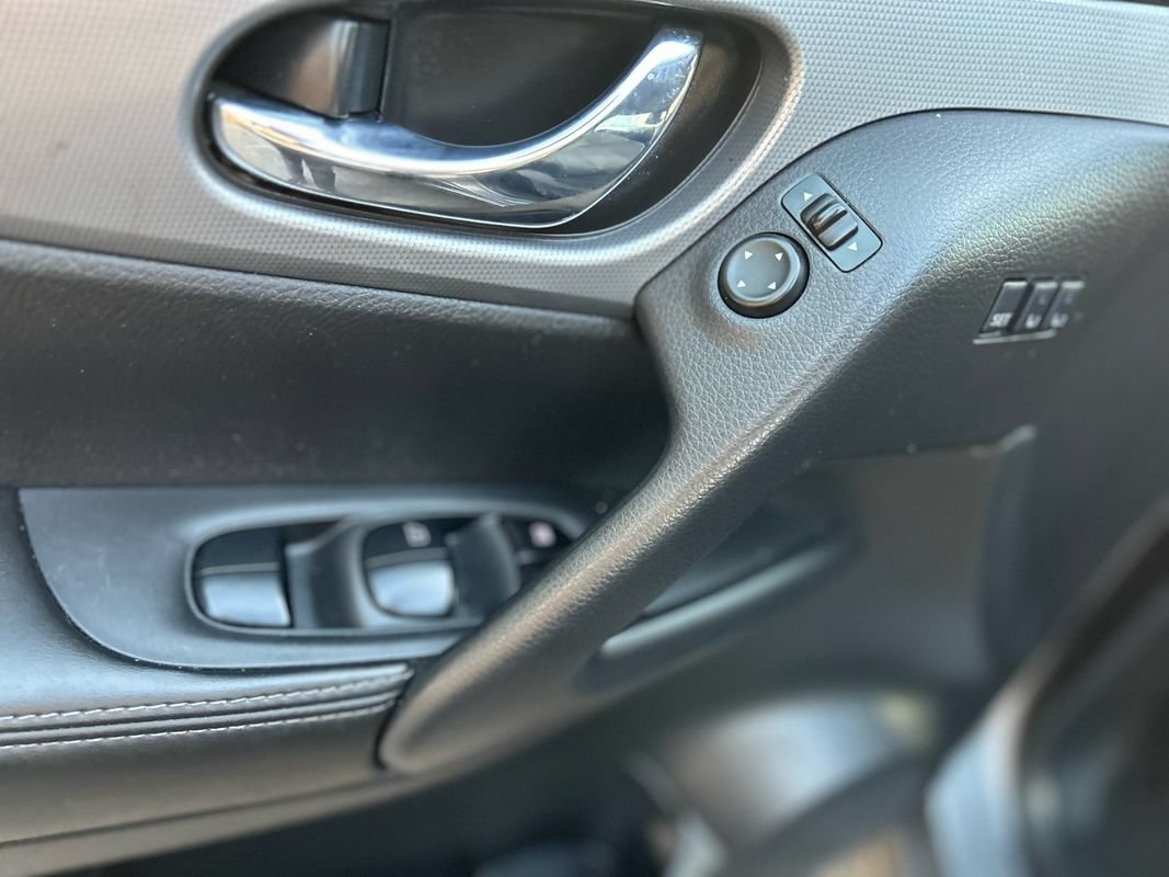 Used 2020 Nissan Rogue Sport SL w/ Premium Package AWD/4WD image 6
