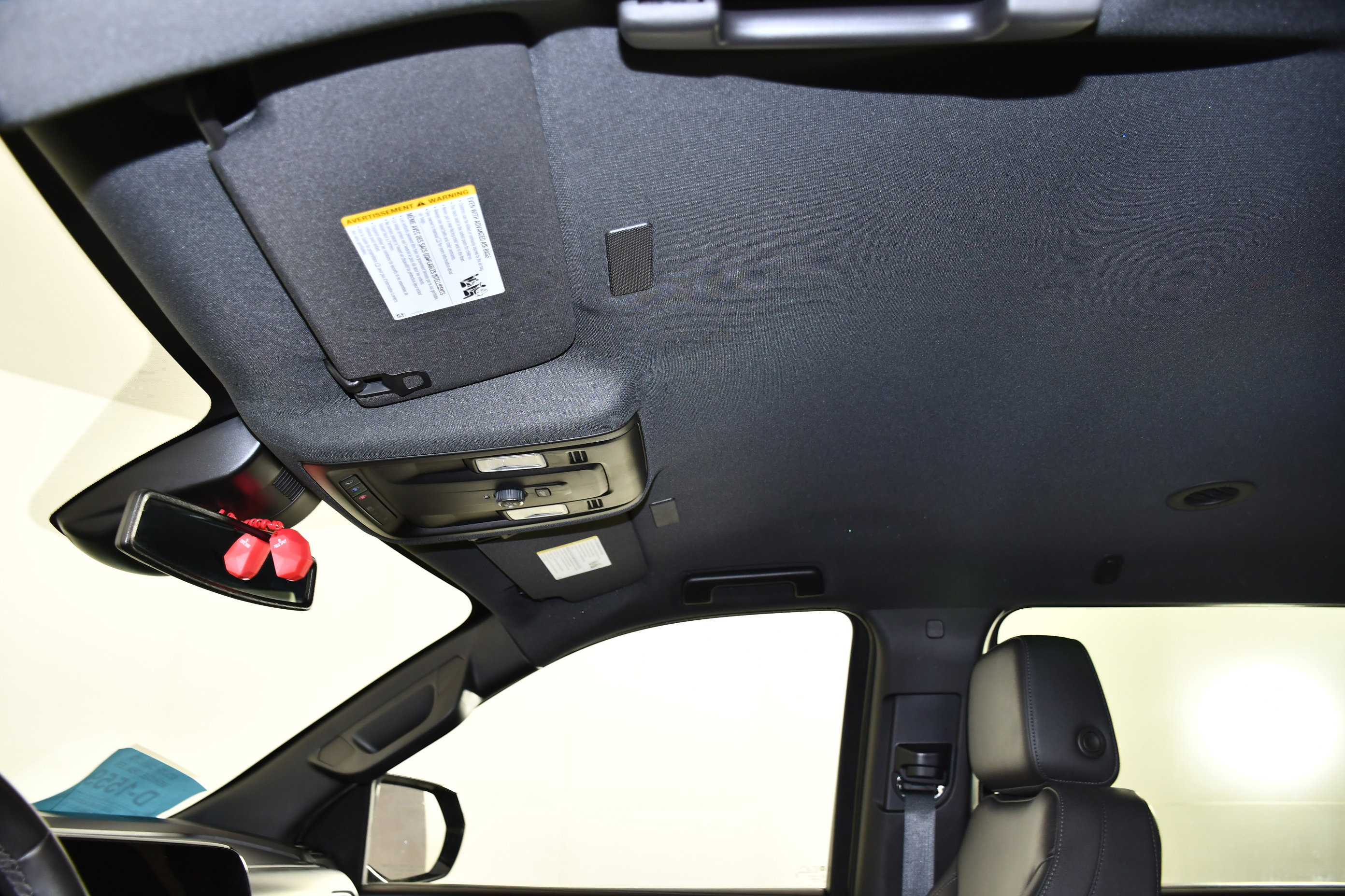 Used 2025 Chevrolet Suburban Z71 image 41