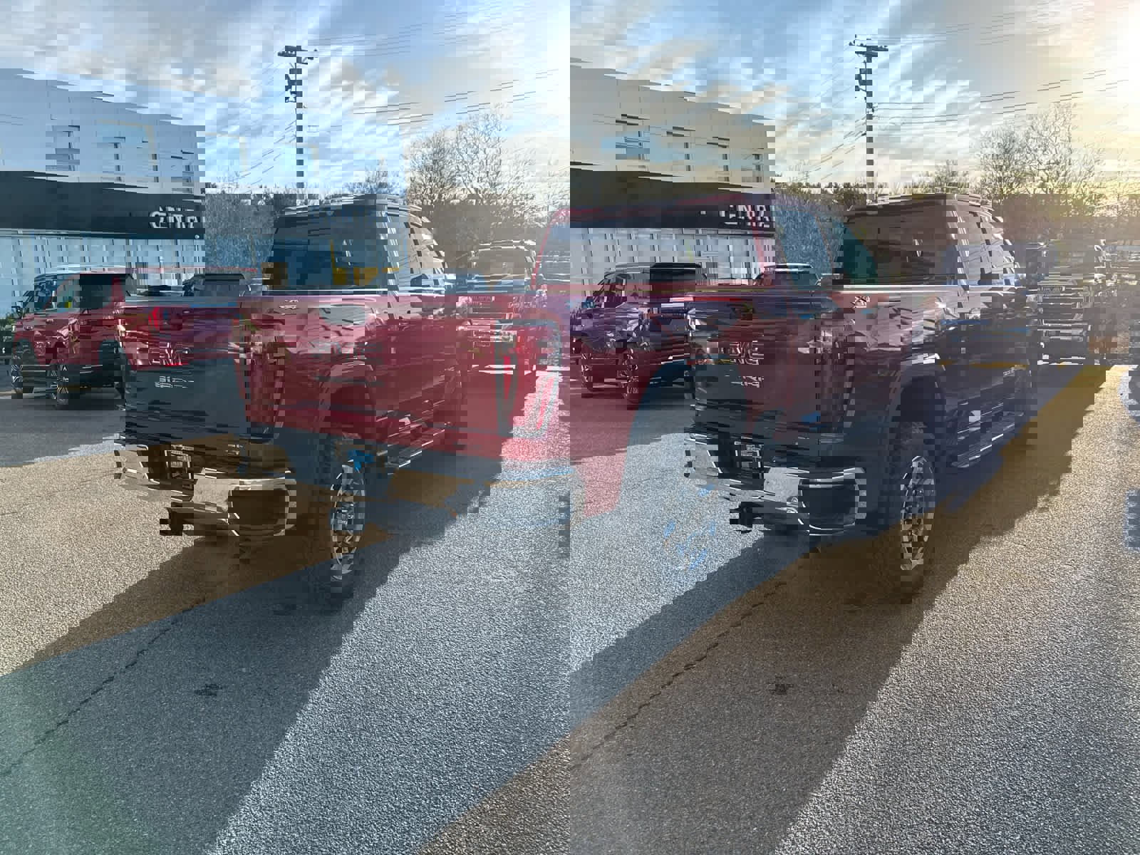 New 2026 GMC Sierra 2500 SLT w/ SLT Premium Package image 7