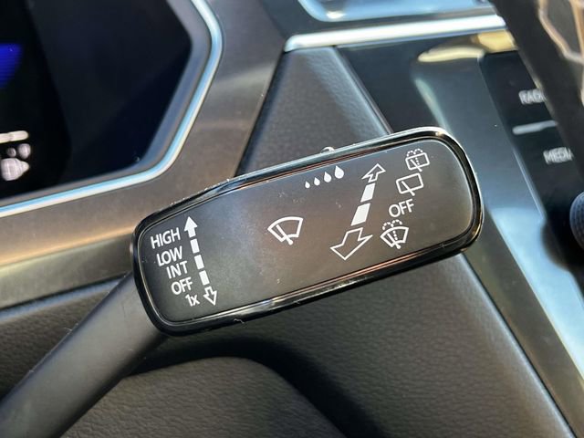 Certified 2023 Volkswagen Tiguan SE w/ Panoramic Sunroof Package image 26