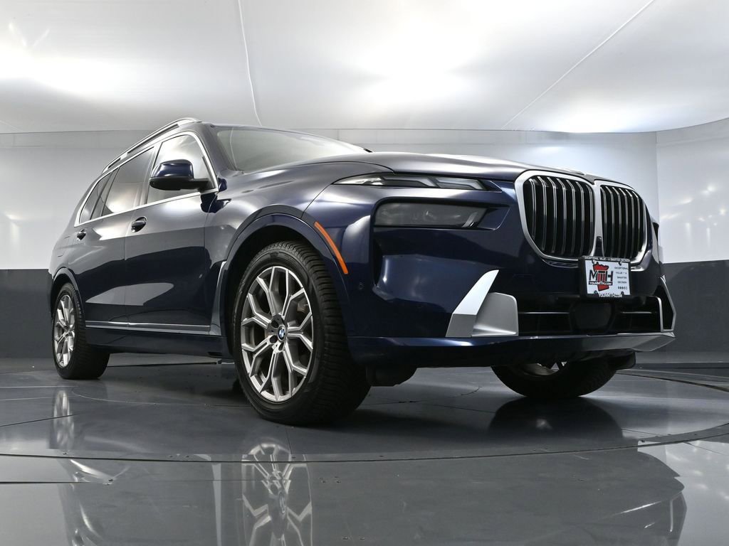 Used 2023 BMW X7 xDrive40i w/ Executive Package image 67