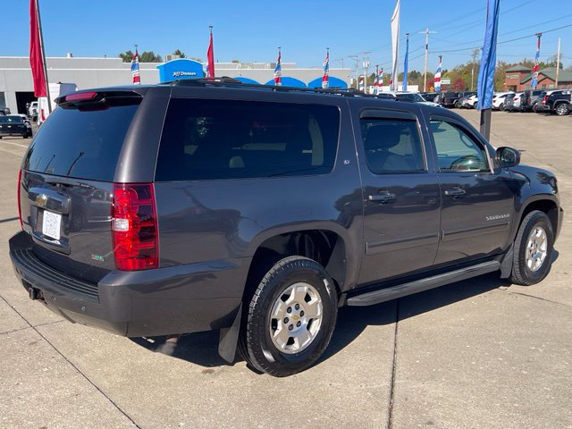 Used 2010 Chevrolet Suburban LT AWD/4WD image 3