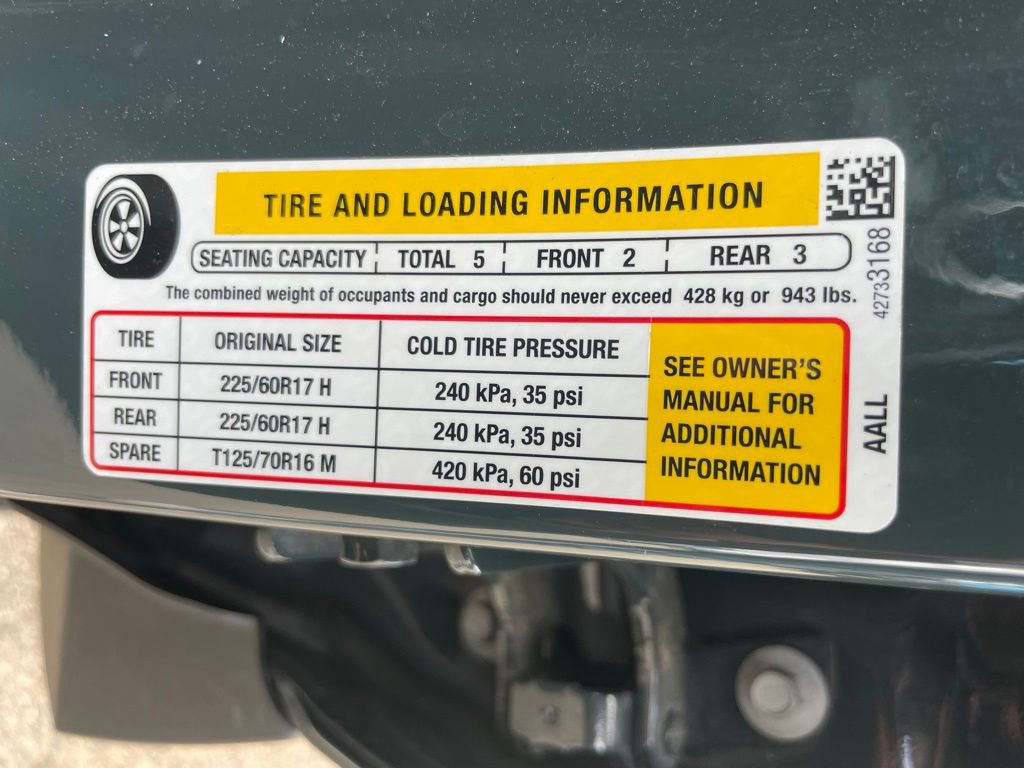 Used 2025 Chevrolet Trax LT FWD image 42