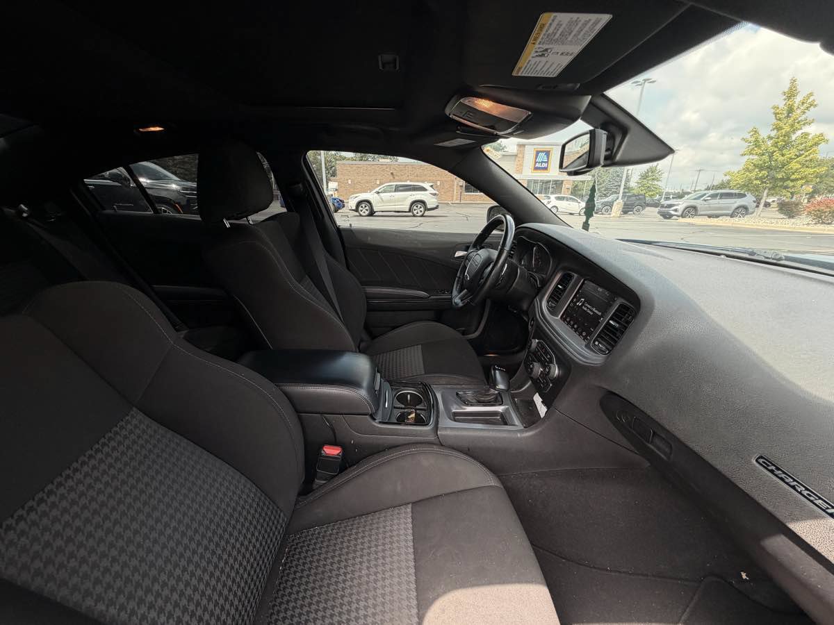 Used 2023 Dodge Charger R/T w/ Blacktop Package RWD image 16