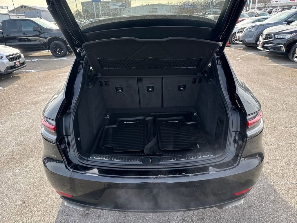 Used 2019 Porsche Macan Base image 40