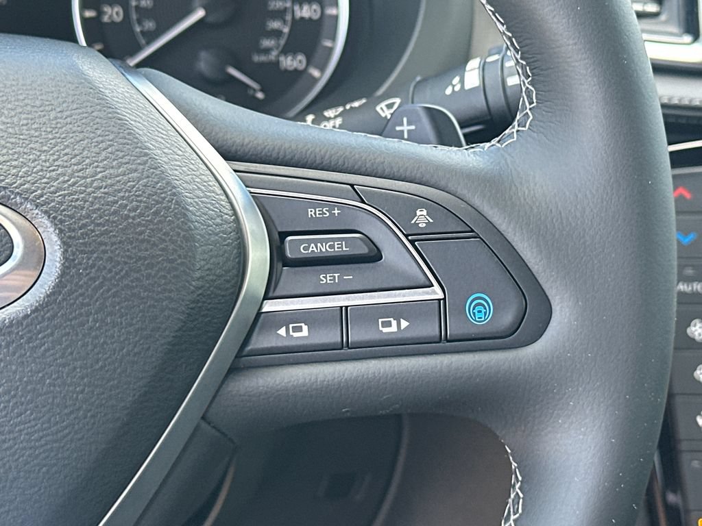 Used 2025 INFINITI QX55 Essential AWD/4WD image 22