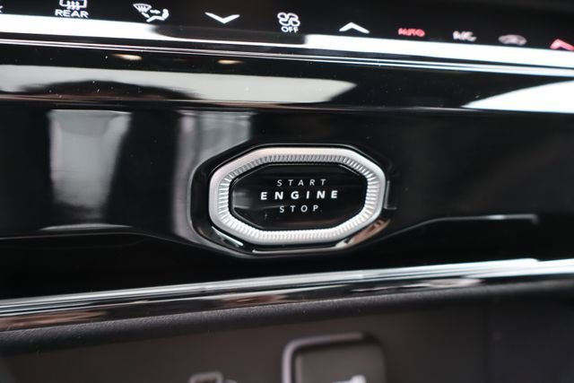 New 2026 Jeep Grand Cherokee Limited image 18