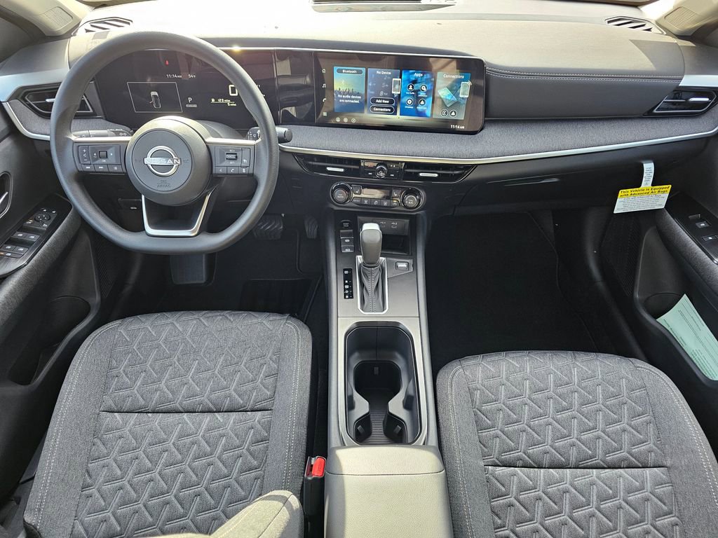 New 2026 Nissan Kicks SV w/ SV Premium Package image 6