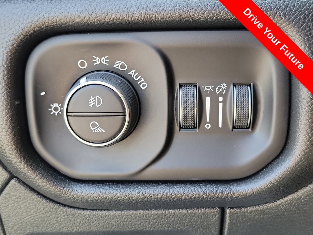 Used 2023 RAM 1500 Laramie AWD/4WD image 20