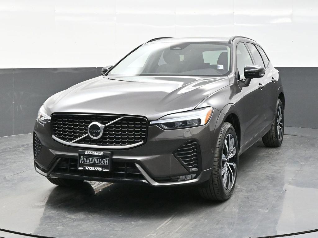 Used 2025 Volvo XC60 B5 Plus w/ Climate Package AWD/4WD image 2