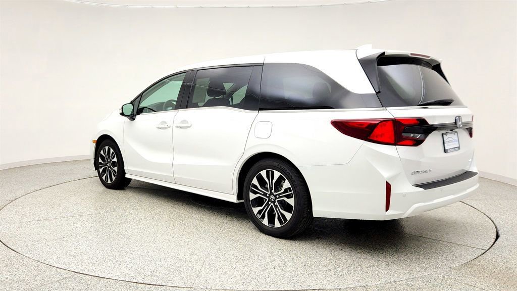 Used 2026 Honda Odyssey Elite image 7