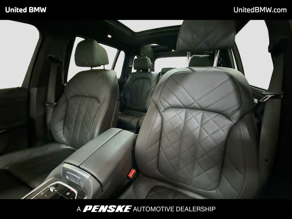 Used 2024 BMW X7 xDrive40i w/ Executive Package image 5