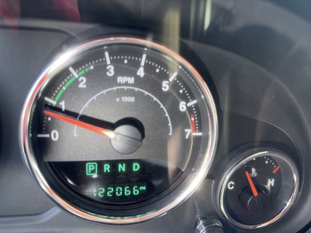 Used 2018 Jeep Wrangler Unlimited Sahara w/ Max Tow Package image 15