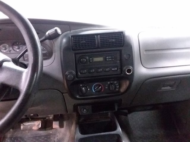 Used 2010 Ford Ranger XL image 11