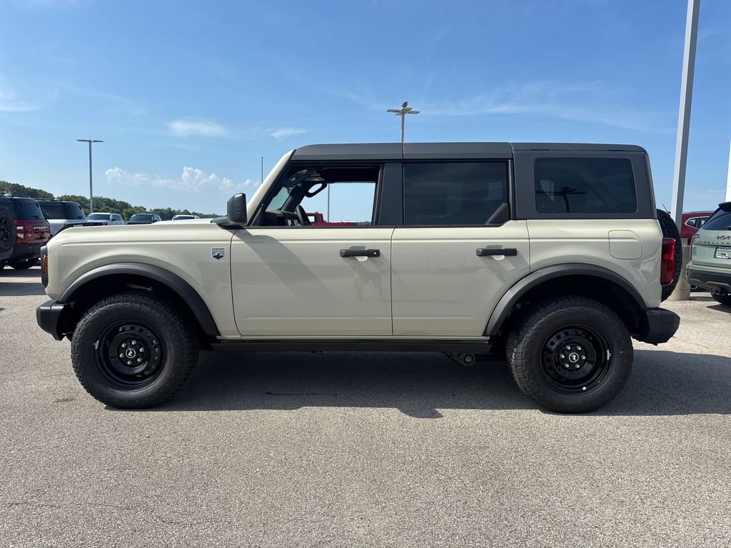 New 2026 Ford Bronco Big Bend w/ Black Diamond Package AWD/4WD image 3