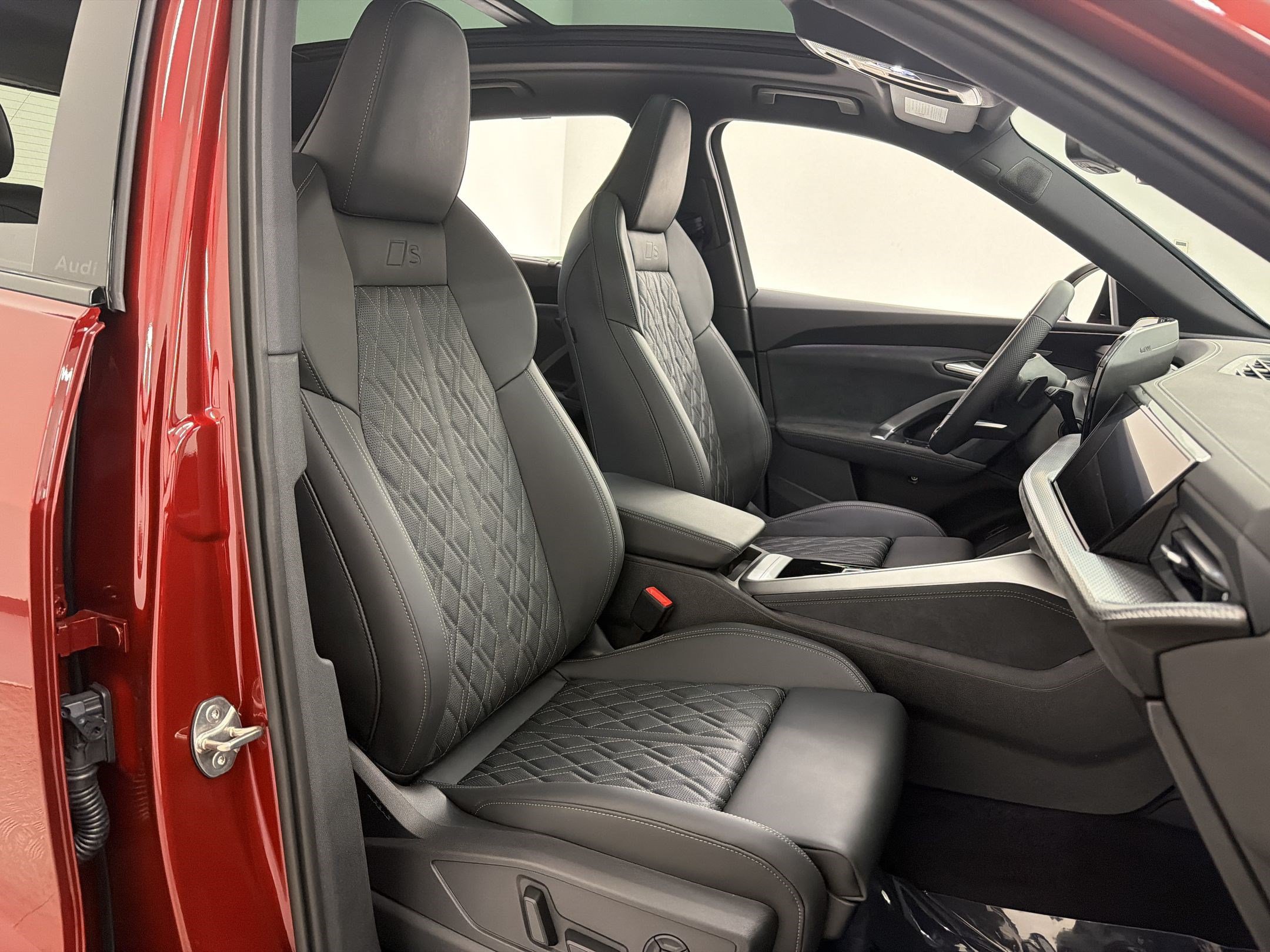 New 2026 Audi SQ5 Premium Plus AWD/4WD image 25