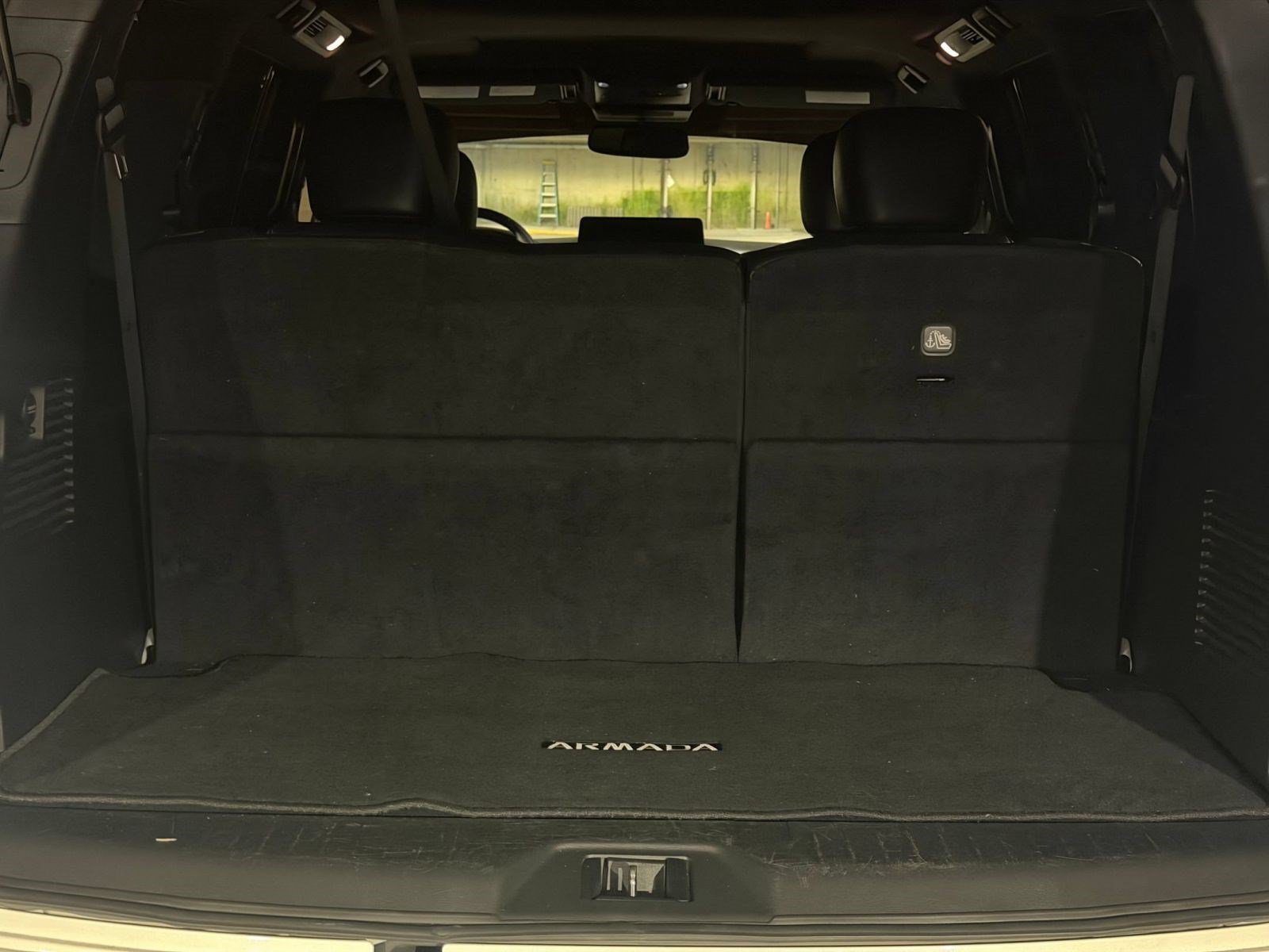 Used 2022 Nissan Armada SL w/ Midnight Edition Package RWD image 24