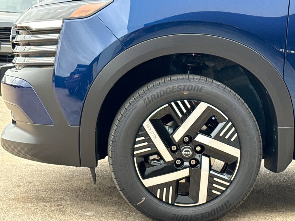 New 2026 Nissan Kicks SV w/ SV Premium Package image 6