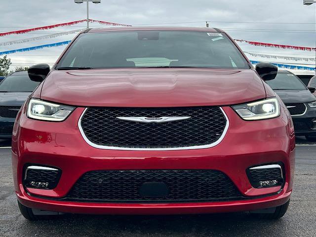 New 2026 Chrysler Pacifica Select image 7