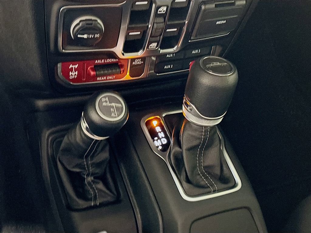 New 2025 Jeep Gladiator Mojave image 19