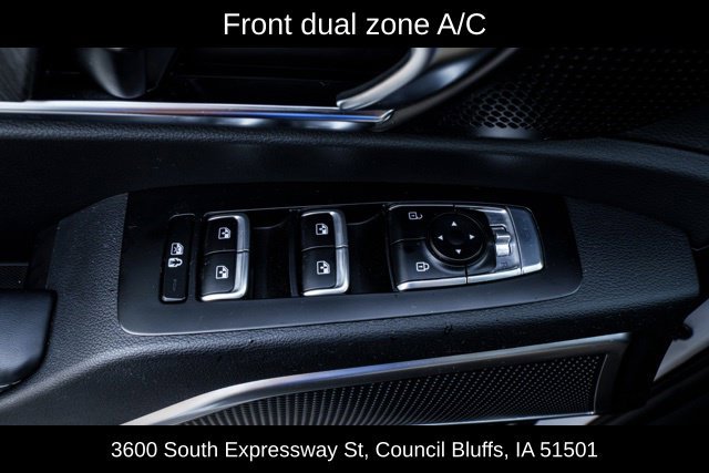Used 2025 Kia Telluride EX w/ EX Captain's Chair Package AWD/4WD image 17