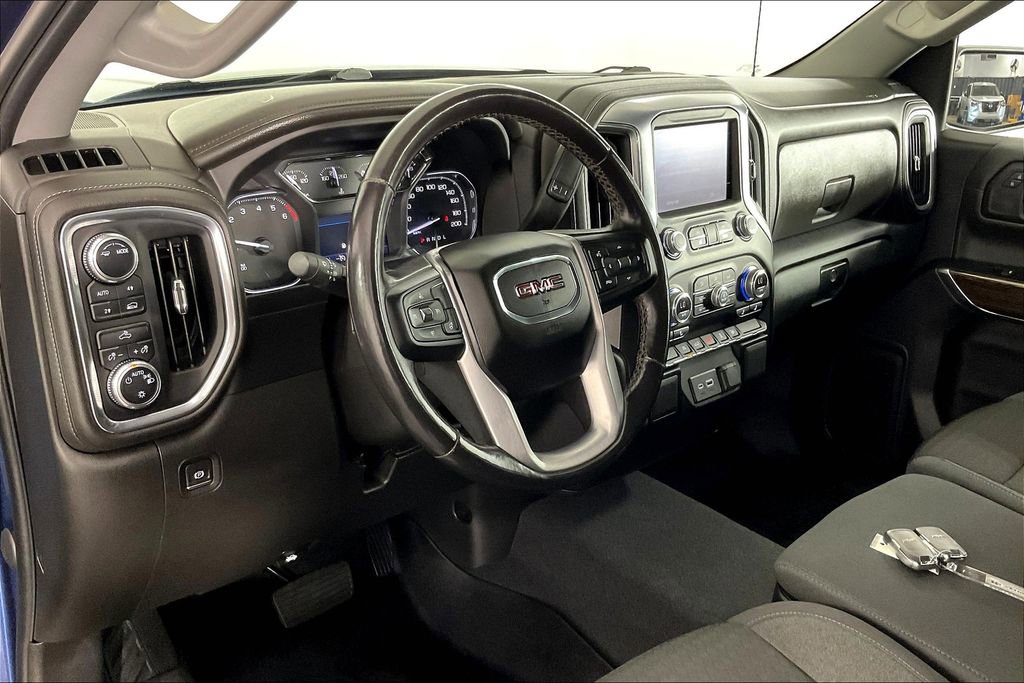 Used 2022 GMC Sierra 1500 SLE image 18