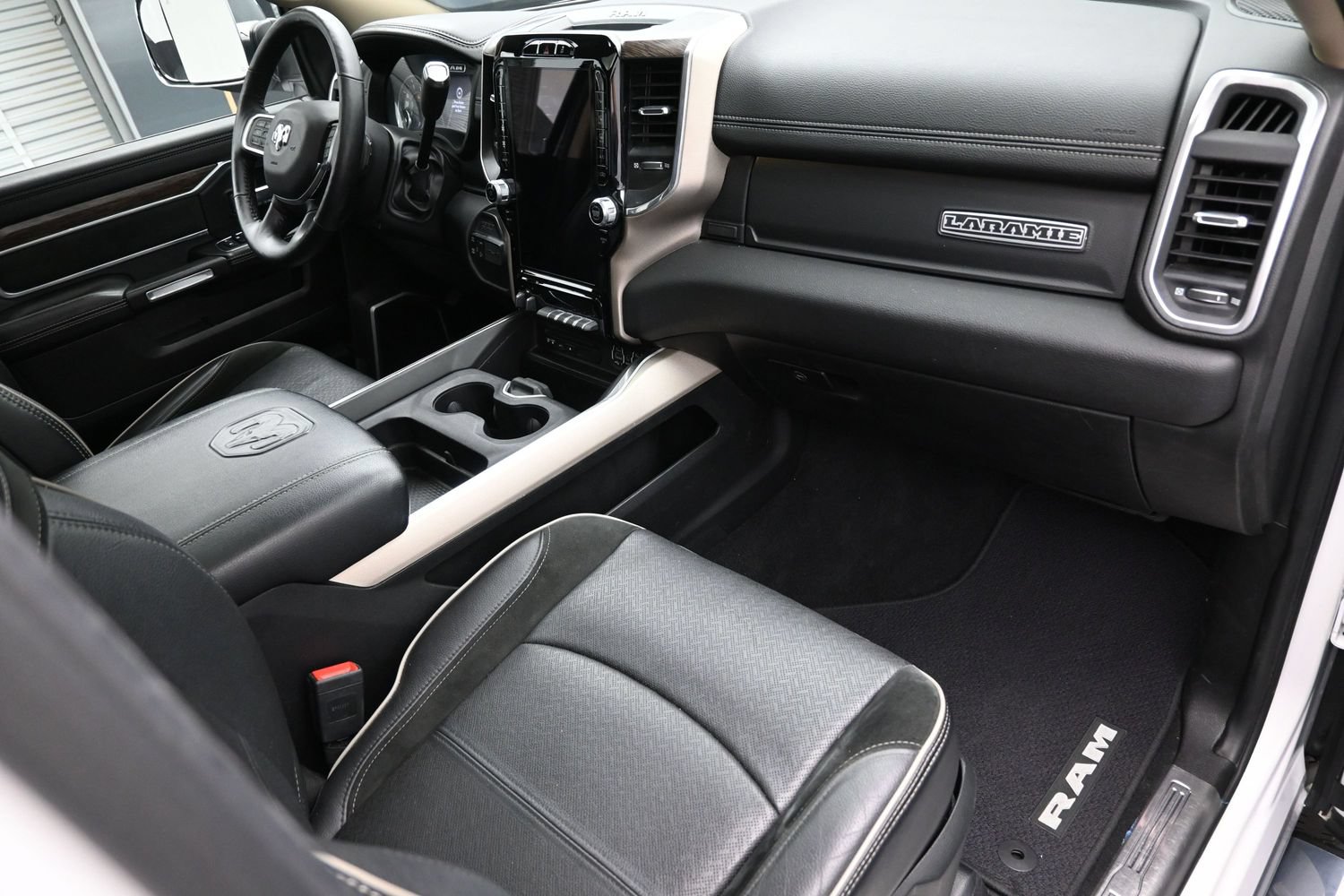 Used 2019 RAM 2500 Laramie AWD/4WD image 40