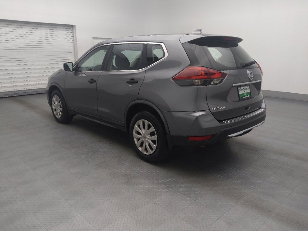 Used 2019 Nissan Rogue S image 3
