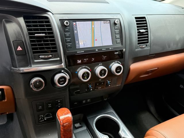 Used 2021 Toyota Sequoia Platinum AWD/4WD image 18