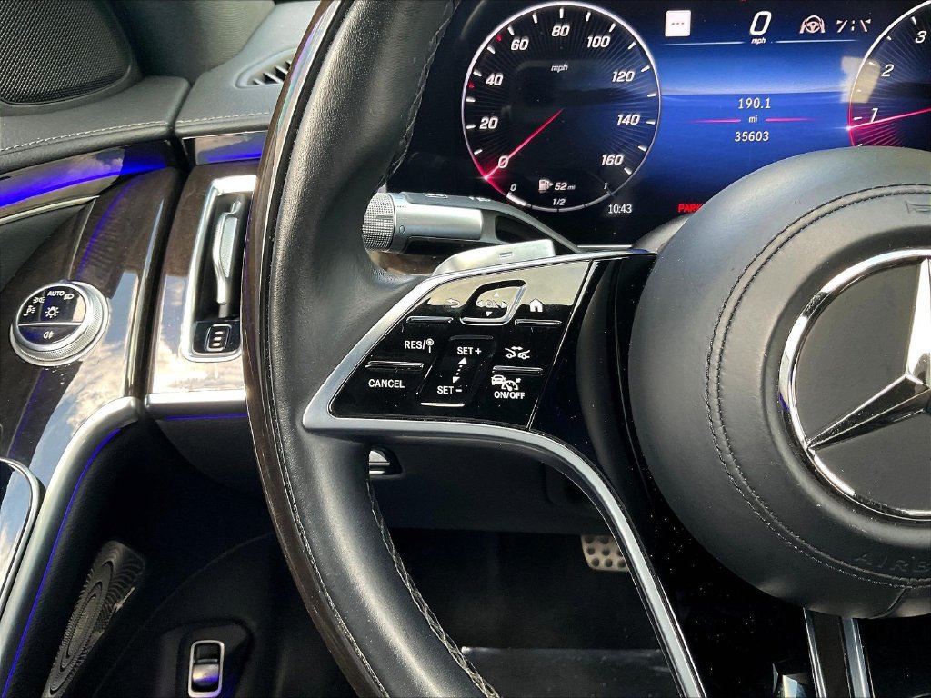 Used 2022 Mercedes-Benz S 500 4MATIC w/ AMG Line Package image 10