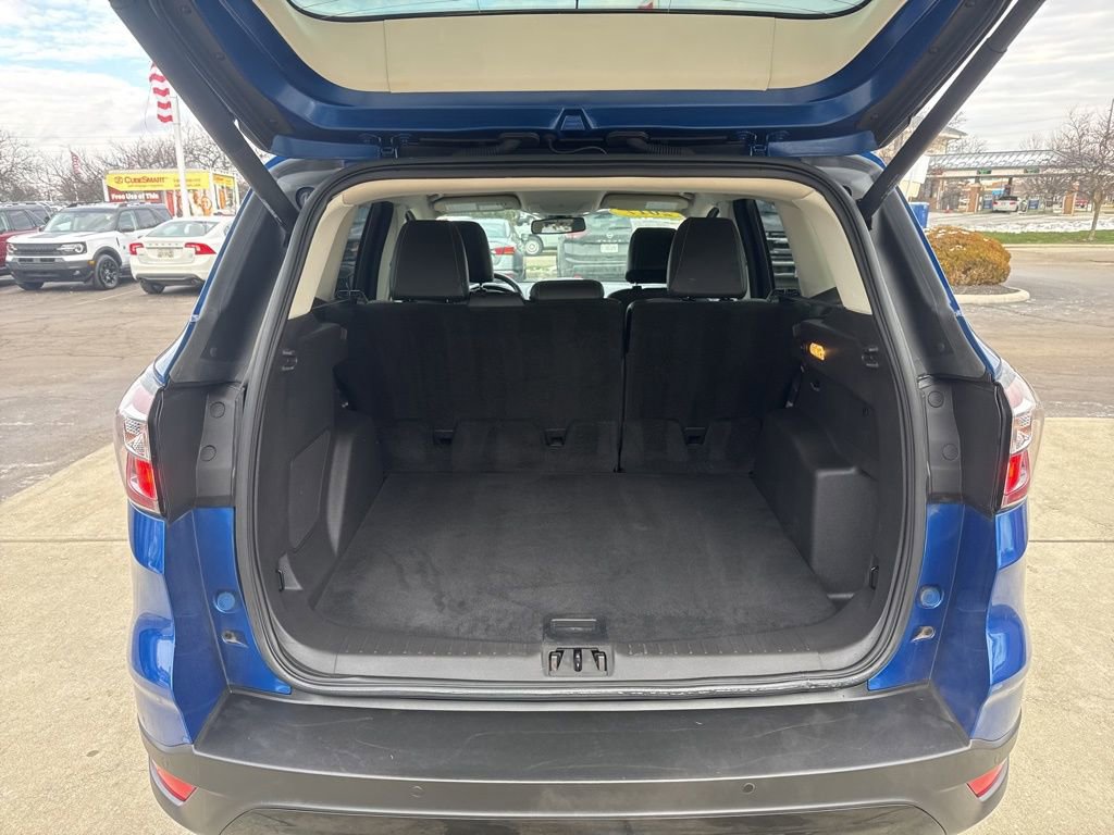 Used 2017 Ford Escape Titanium image 43