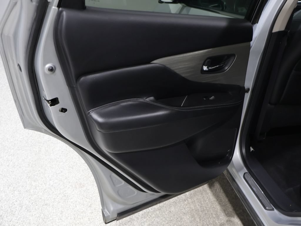 Used 2015 Nissan Murano SL w/ SL Technology Package AWD/4WD image 19