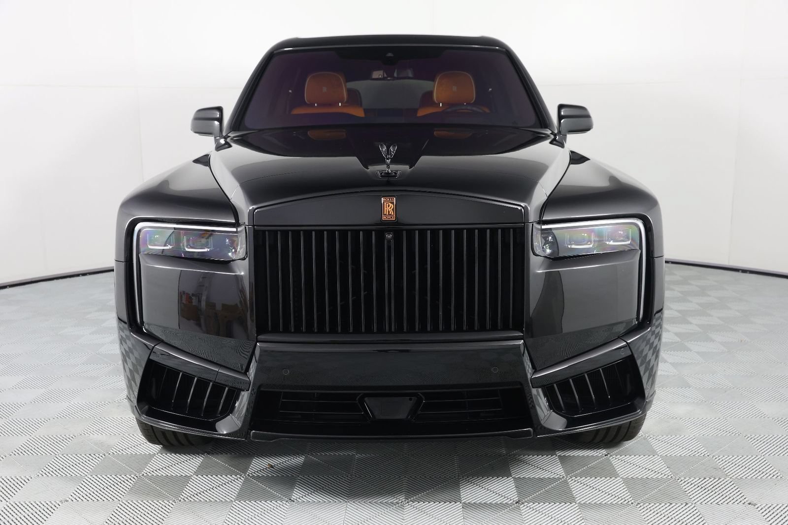 Certified 2025 Rolls-Royce Cullinan AWD/4WD image 10