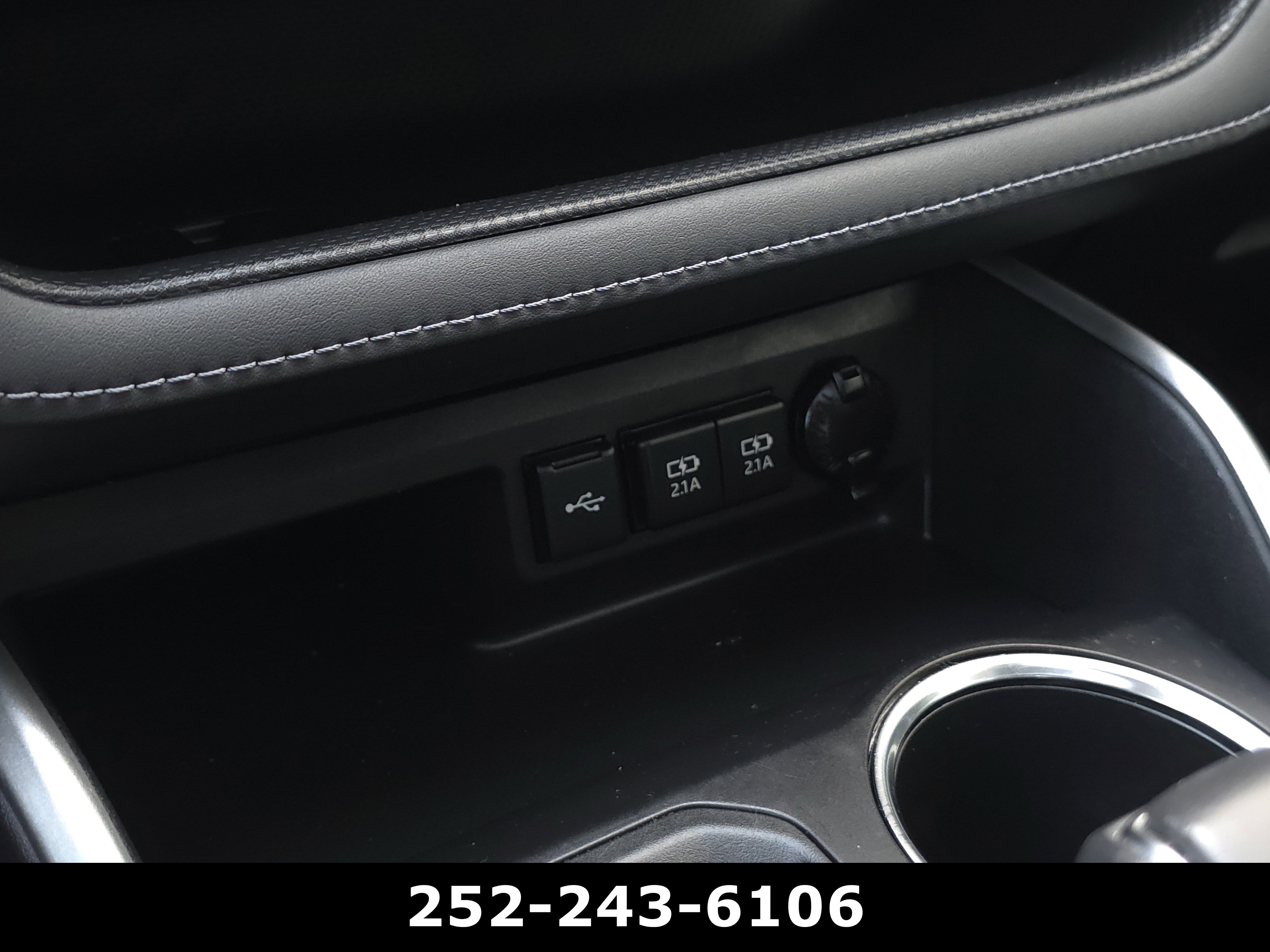 Used 2021 Toyota Highlander XLE image 16