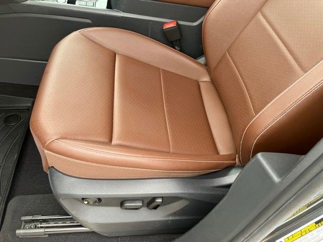 Used 2023 Volkswagen Atlas SE AWD/4WD image 9