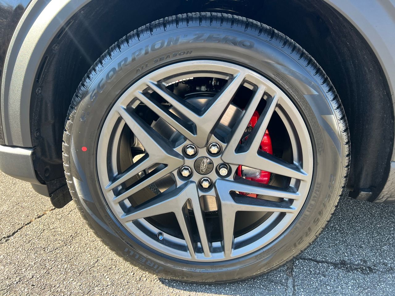 New 2026 Ford Explorer ST w/ Sun And Sound Package image 36