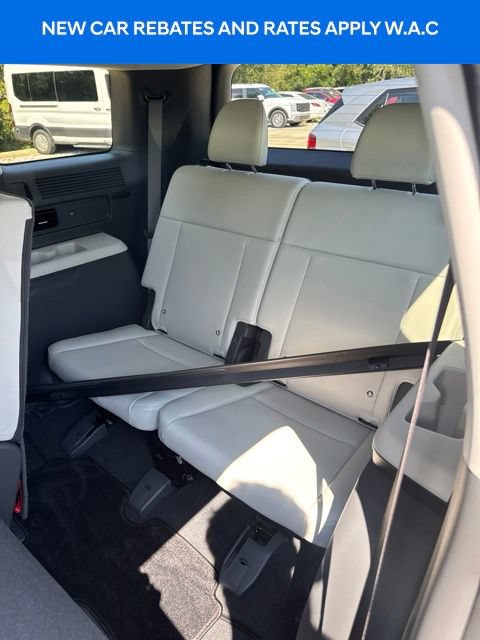 Used 2026 Hyundai Santa Fe SEL FWD image 11