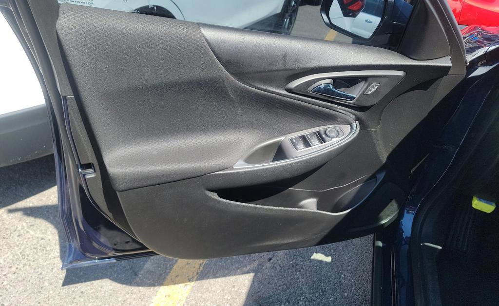 Used 2019 Chevrolet Malibu LT FWD image 11