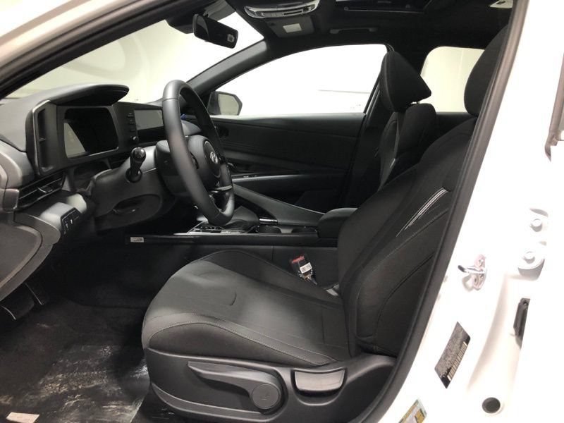 New 2026 Hyundai Elantra SEL Sport Premium w/ Cargo Package FWD image 18