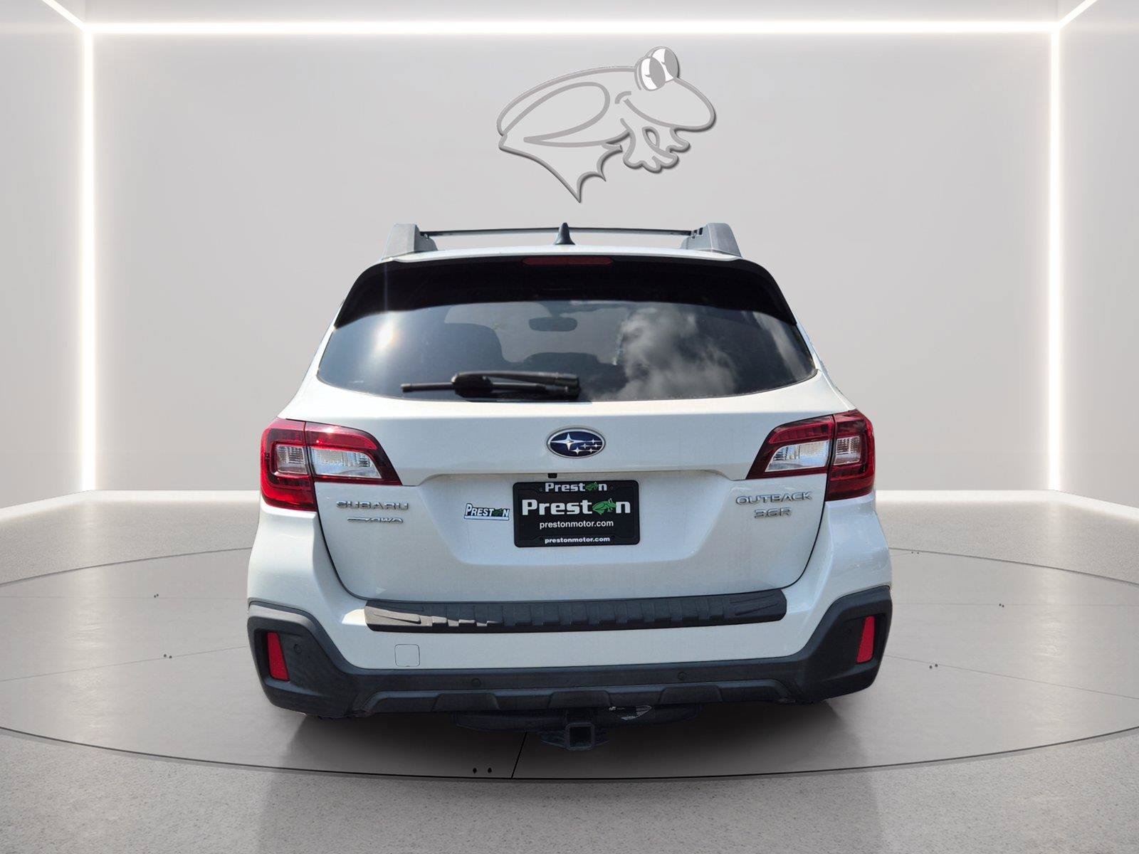 Used 2019 Subaru Outback 3.6R Limited w/ Popular Package #2 AWD/4WD image 6
