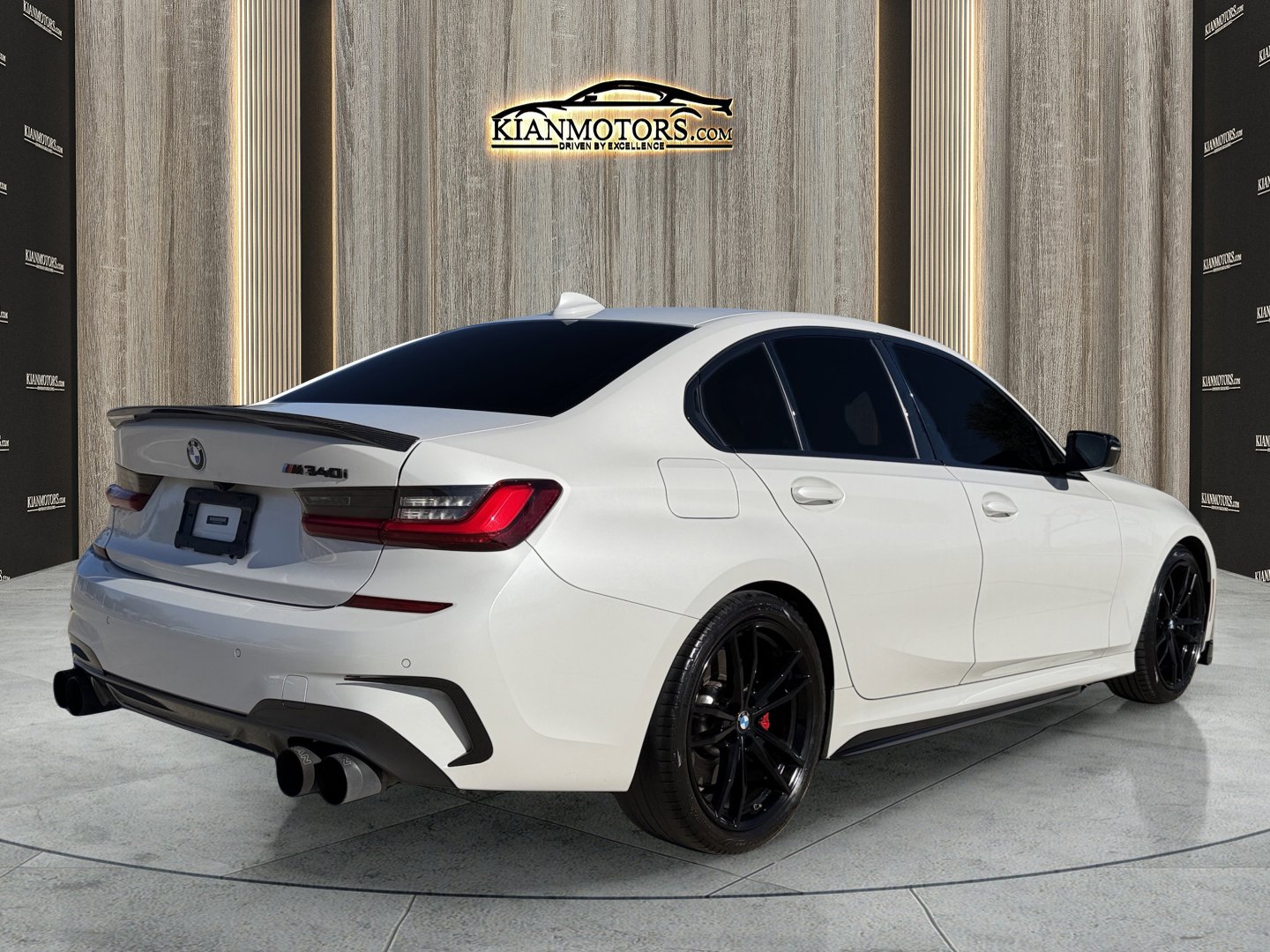 Used 2022 BMW M340i image 8