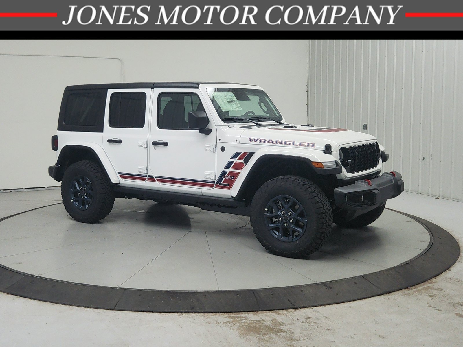 New 2026 Jeep Wrangler Unlimited Sport w/ Dual Top Group