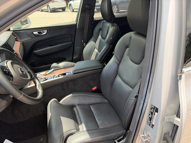 Used 2023 Volvo XC60 B5 Ultimate FWD image 18