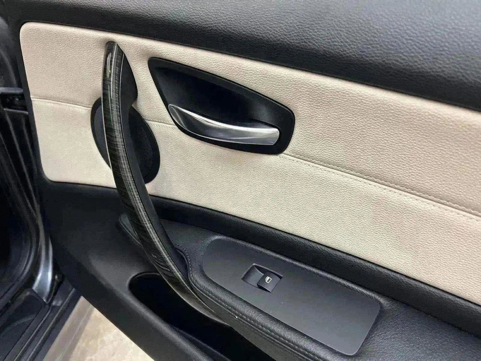 Used 2013 BMW 135i Convertible image 29